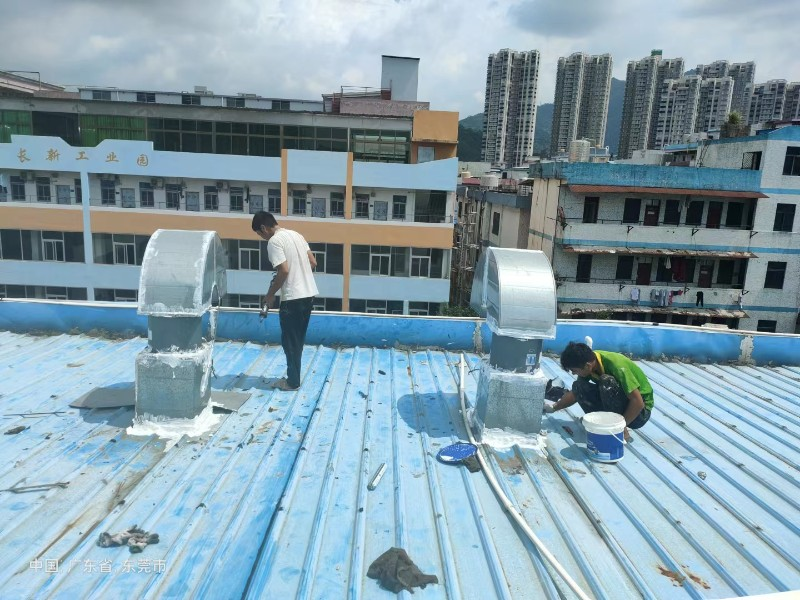 密云钢结构屋面涂料维修方法